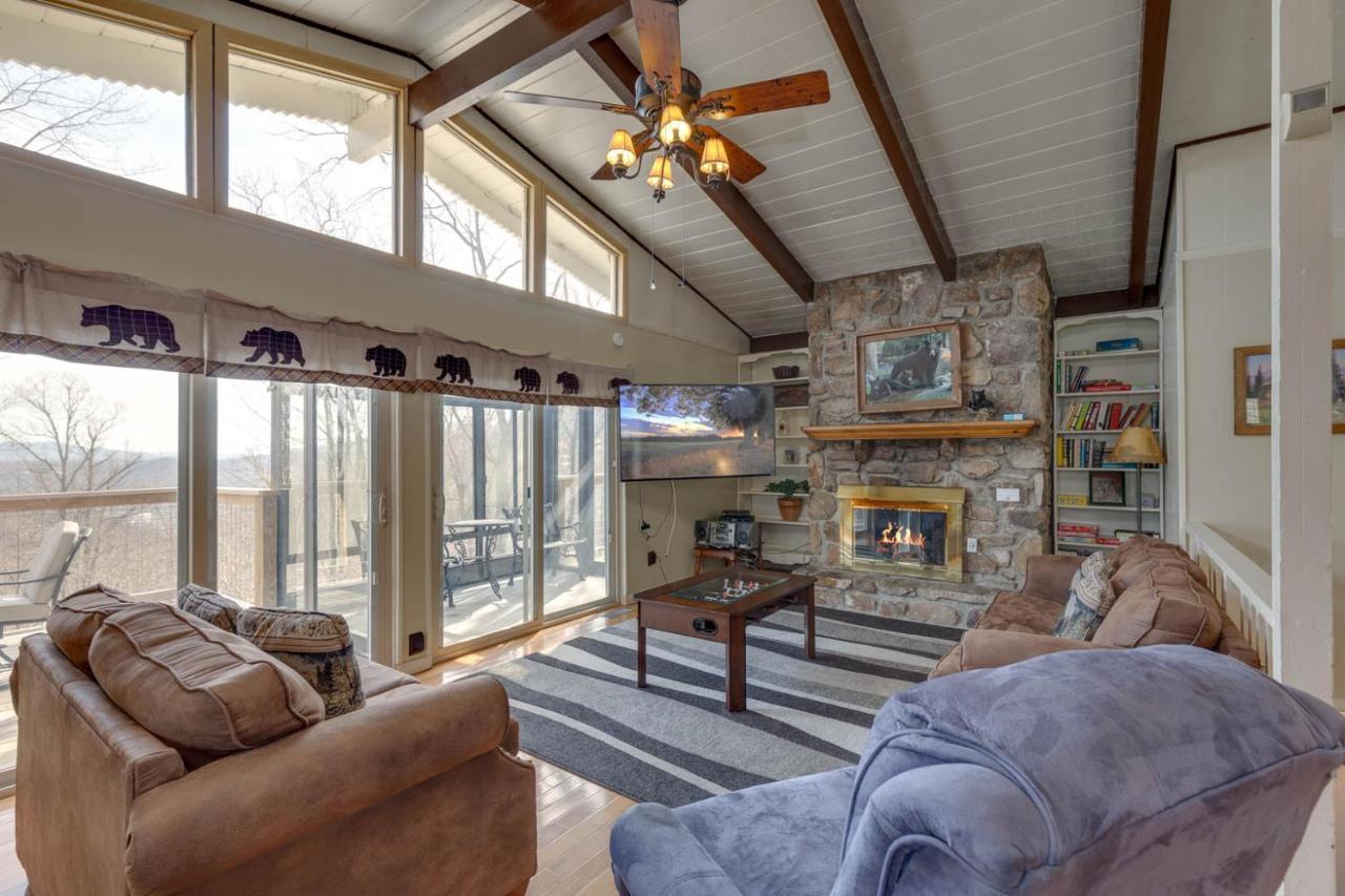 Bear View Chalet, 3 Bedroom, Pool, Pets, Arcades, Wifi, Hot Tub, Sleeps 12 Гатлінбург Екстер'єр фото